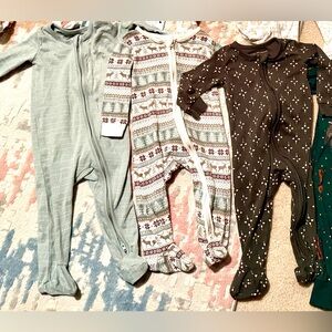 Colored Organics Christmas sleepers, size 3-6 months, EUC